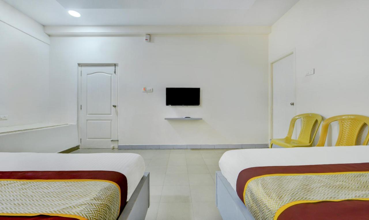 Madrasi Airport Hotel - Saibala Τσενάι Εξωτερικό φωτογραφία